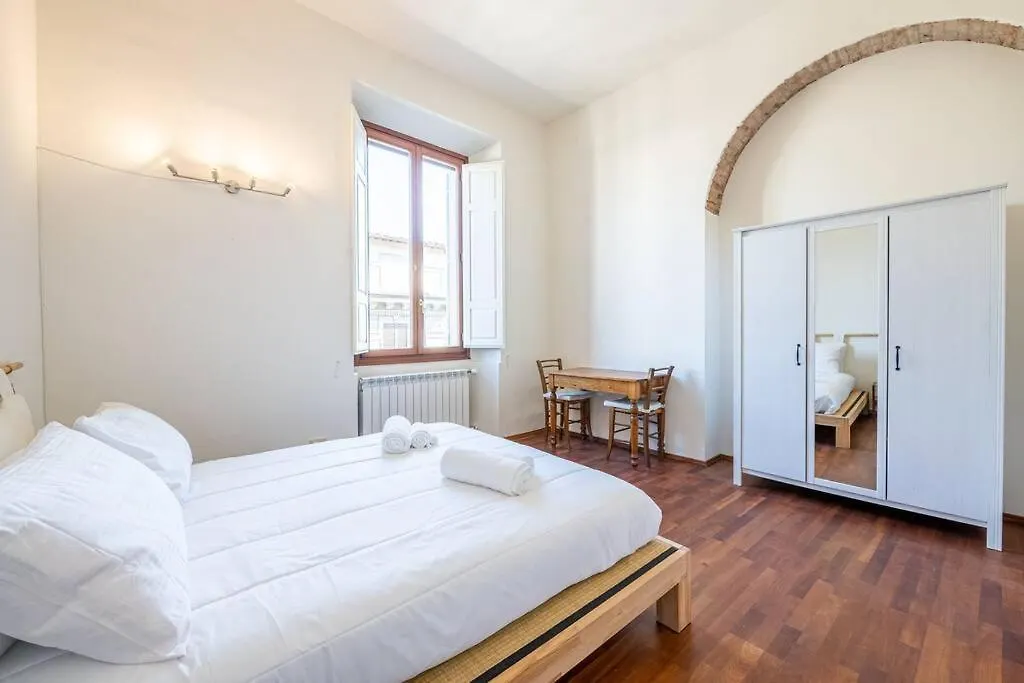 Apartment Duomo Elegante Appartamento Florence
